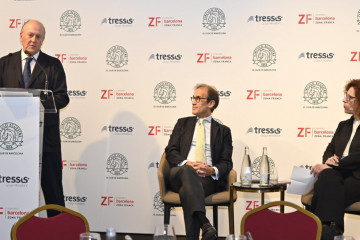 Relat (Fira) aspira a 