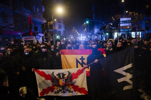 Manifestación organizada por Núcleo Nacional bajo el lema ‘Regularizan más de 600.000 extranjeros mientras asesinan españoles’.