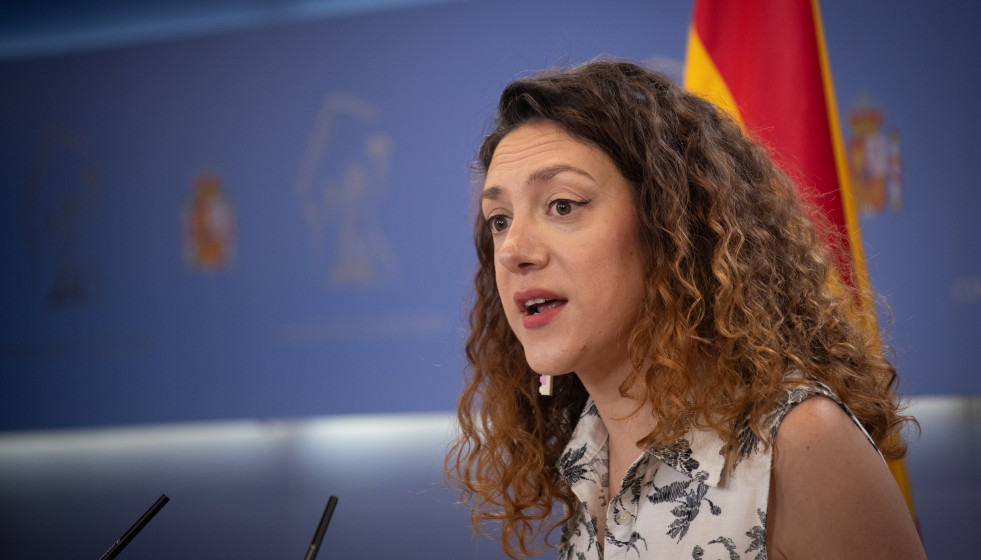 Archivo - La diputada de Sumar Aina Vidal llega a una rueda de prensa en el Congreso de los Diputados, a 15 de julio de 2025, en Madrid (España).
