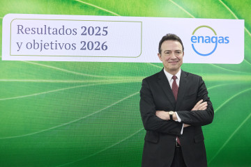 El consejero delegado de Enagás, Arturo Gonzalo, durante una rueda de prensa