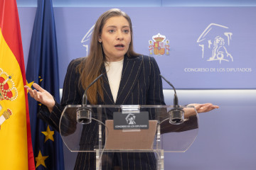 La portavoz de Vox en el Congreso, Ester Muñoz, durante una rueda de prensa en el Congreso de los Diputados, a 16 de febrero de 2026, en Madrid (España).