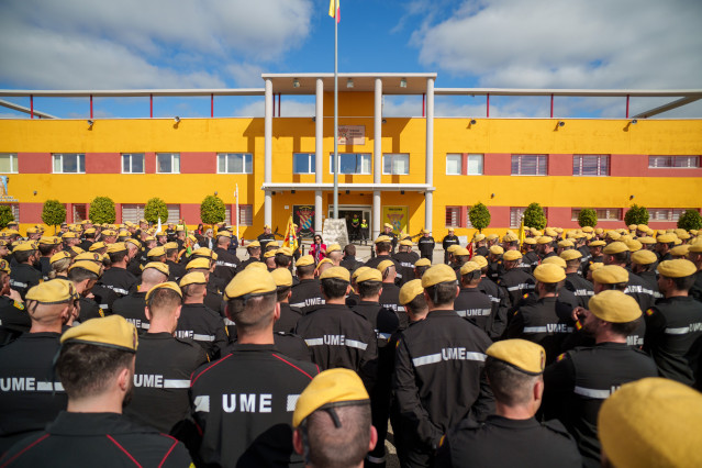 La ministra de Defensa, Margarita Robles, durante su visita a la BIEM II. A 17 de febrero de 2026 en Morón de la Frontera, Sevilla (Andalucía, España).