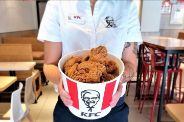 Archivo - Un restaurante de KFC.