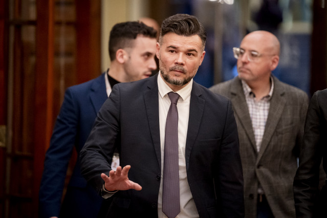 El portavoz de ERC en el Congreso, Gabriel Rufián, a su llegada a una sesión plenaria