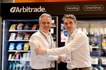 El CEO de Arbitrade, Javier Arquerons, y el Director General de Wipay, Llorenç Rubio