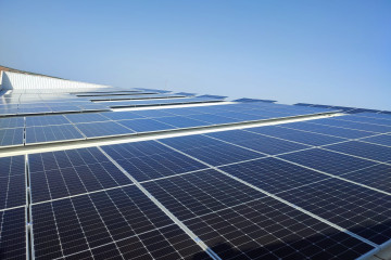 Archivo - Placas solares