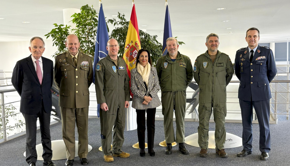 La ministra de Defensa, Margarita Robles, visita el Cuartel General del Mando Aéreo Aliado (AIRCOM), en la Base Aérea de Ramstein (Alemania)