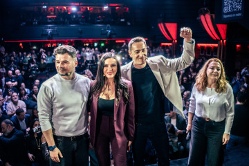 El portavoz de ERC en el Congreso, Gabriel Rufián, y el dirigente de Más Madrid, Emilio Delgado, en el acto organizado en la sala Galileo Galilei