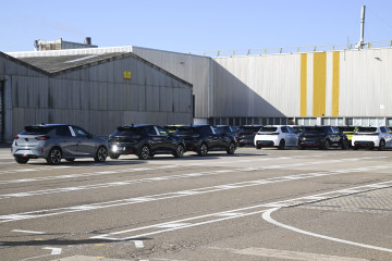 Archivo - Exterior de la planta de Stellantis en Figueruelas (Zaragoza).