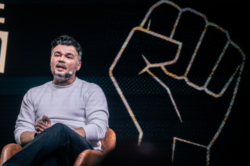 El portavoz de ERC en el Congreso, Gabriel Rufián, durante un diálogo sobre el futuro de la izquierda alternativa, en la sala Galileo Galilei, a 18 de febrero de 2026, en Madrid (España).