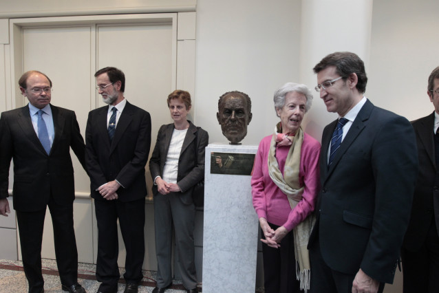 Archivo - Inauguración del Busto de Fraga en el Senado