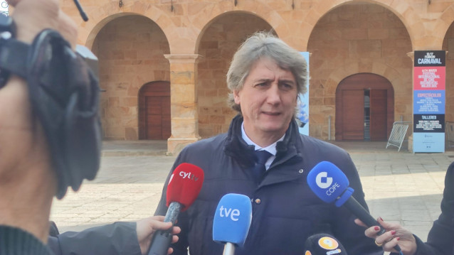 Carlos Martínez analiza la encuesta del CIS.