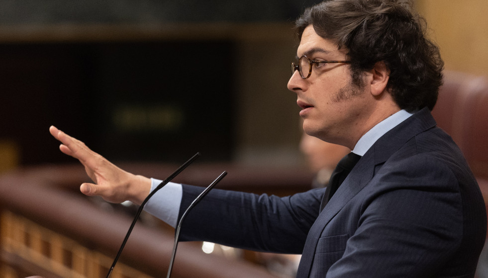 El diputado de Vox, José María Figaredo, durante una sesión plenaria del Congreso