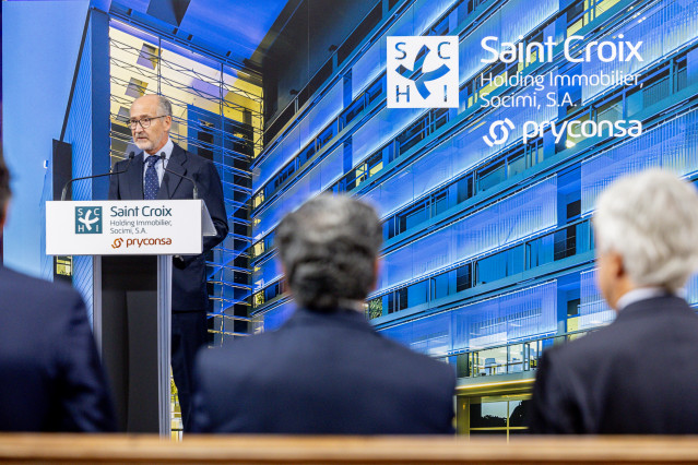 Archivo - El presidente y consejero delegado de Saint Croix Socimi, Marco Colomer, interviene durante el tradicional toque de campana en la Bolsa de Madrid por su debut en BME Scale Up, a 10 de septiembre de 2025