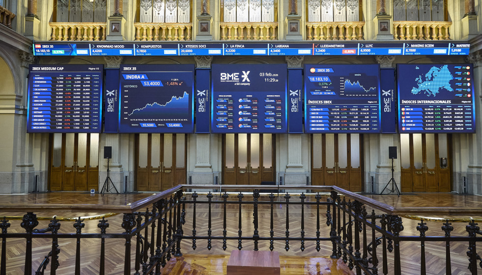 Paneles informativos en el Palacio de la Bolsa de Madrid, a 3 de febrero de 2026, en Madrid (España).