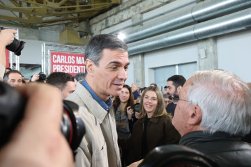 El secretario general del PSOE y presidente del Gobierno de España, Pedro Sánchez, durante un acto, en la Sala Turbinas de La Térmica Cultural, a 22 de febrero de 2026, en Ponferrada, León, Castil