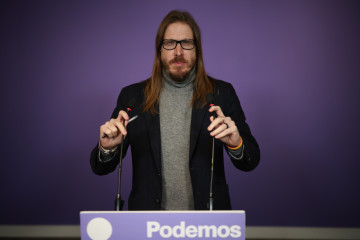 El secretario de organización y portavoz de Podemos, Pablo Fernández
