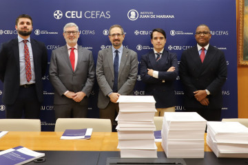 Instituto Juan de Mariana y CEU-CEFAS presentan el informe 'Desenredar España'.