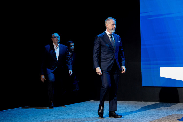 El consejero delegado de Telefónica,  Emilio Gayo (i); y el presidente ejecutivo de Telefónica, Marc Murtra (d); durante la presentación de los resultados correspondientes al ejercicio 2025, a 24 de febrero de 2026, en Madrid (España). Telefónica registró