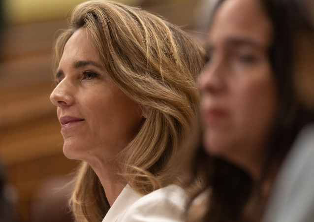 Archivo - La diputada del PP Cayetana Álvarez de Toledo interviene durante una sesión plenaria extraordinaria, en el Congreso de los Diputados, a 15 de enero de 2026, en Madrid (España).