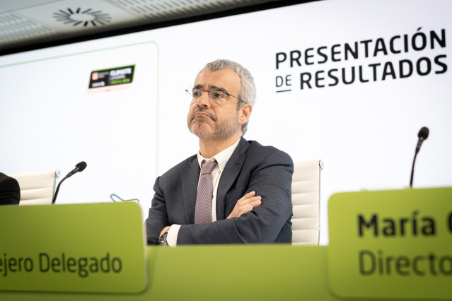 Archivo - El presidente de Aena, Maurici Lucena, durante una rueda de prensa de presentación de resultados económicos de 2024, a 26 de febrero de 2025, en Madrid (España).