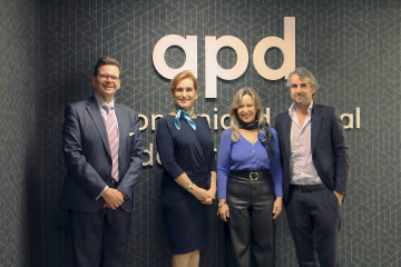 La APD y la Cámara de Comercio Brasil-España firman un acuerdo para impulsar la cooperación empresarial.