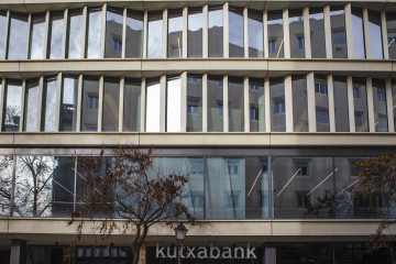 Archivo - Edificio de Kutxabank