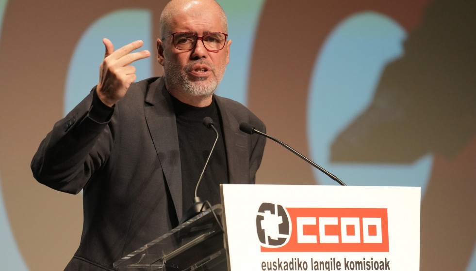 El secretario general de CCOO, Unai Sordo, participa en el acto 