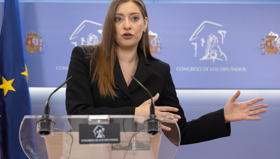 La portavoz del PP en el Congreso, Ester Muñoz, durante una rueda de prensa