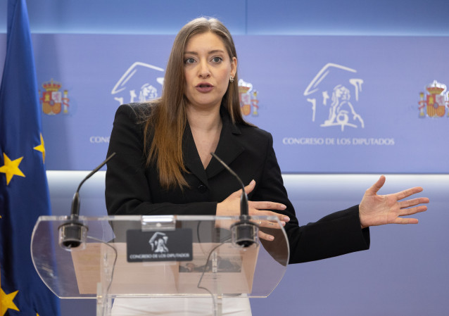 La portavoz del PP en el Congreso, Ester Muñoz, durante una rueda de prensa