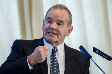 El abogado chileno, Andrés Allamand, durante un desayuno de Nueva Economía Forum, en el Hotel Mandarin Oriental Ritz, a 16 de febrero de 2026, en Madrid (España).