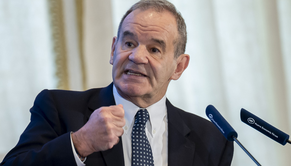 El abogado chileno, Andrés Allamand, durante un desayuno de Nueva Economía Forum, en el Hotel Mandarin Oriental Ritz, a 16 de febrero de 2026, en Madrid (España).