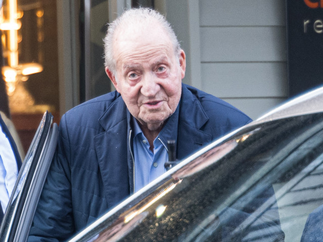 Archivo - El Rey Juan Carlos durante su última visita a Sanxenxo