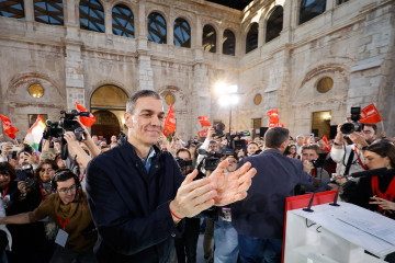 El presidente del gobierno, Pedro Sánchez, durante un acto de inicio de campaña electoral, a 26 de febrero de 2026, en Burgos, Castilla y León (España). El presidente del Gobierno, Pedro Sánchez,