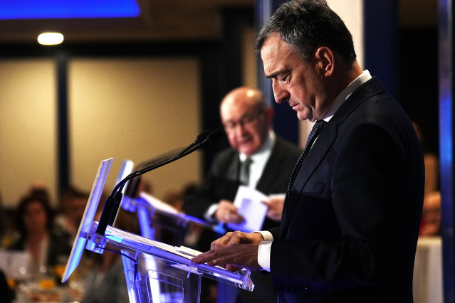 El presidente del PNV, Aitor Esteban, en un desayuno informativo en Bilbao