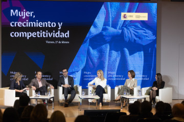 El ministro de Economía, Comercio y Empresa, Carlos Cuerpo, durante el encuentro ‘Mujer, Crecimiento y Competitividad’, en la sede del Ministerio, a 27 de febrero de 20266, en Madrid (España). E