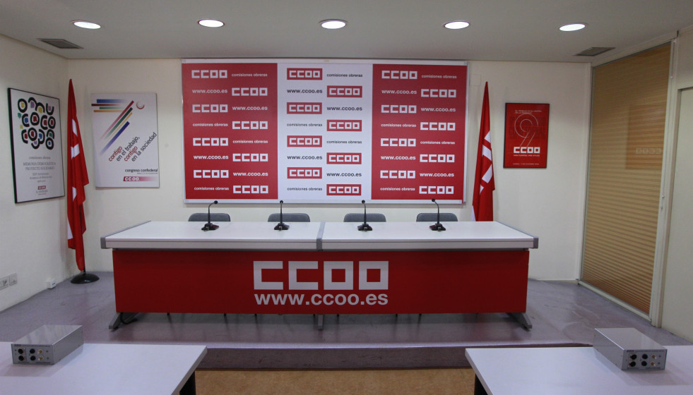 Archivo - CCOO y UGT celebran el avance del Real Decreto que transpone la Directiva europea sobre las subidas del SMI.