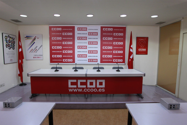 Archivo - CCOO y UGT celebran el avance del Real Decreto que transpone la Directiva europea sobre las subidas del SMI.