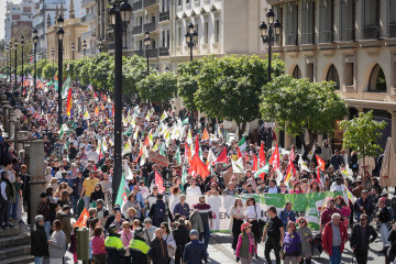 Archivo - Imagen de archivo de la manifestación en Sevilla que convoca la Plataforma Andalucia 28F con motivo del Día de Andalucía.