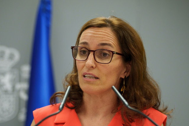 Archivo - La ministra de sanidad, Mónica García.