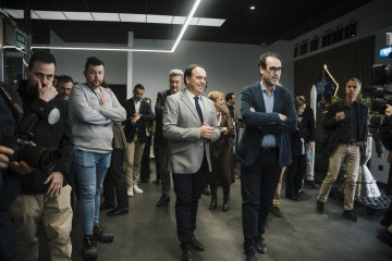 El 'president' de la Generalitat, Juanfran Pérez Llorca, durante su visita este lunes a PLD Space, en Elche (Alicante)