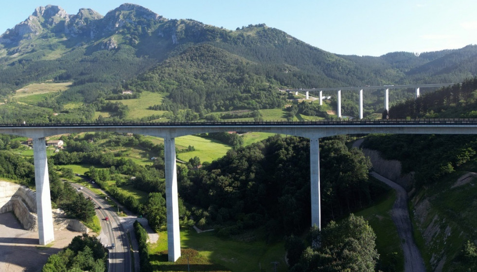 Archivo - Viaducto de Goikoa (Y Vasca)