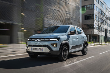 Dacia abre los pedidos en España para el nuevo Spring con un precio desde 16.425 euros