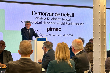 El vicesecretario de Economía y Desarrollo Sostenible del PP, Alberto Nadal, en un desayuno informativo organizado por Pimec