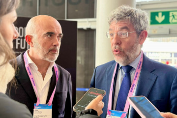 El vicesecretario de Economía del PP, Alberto Nadal, y del presidente del partido en Barcelona, Daniel Sirera.