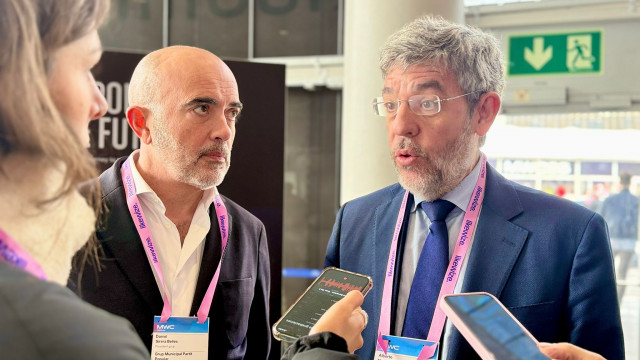 El vicesecretario de Economía del PP, Alberto Nadal, y del presidente del partido en Barcelona, Daniel Sirera.