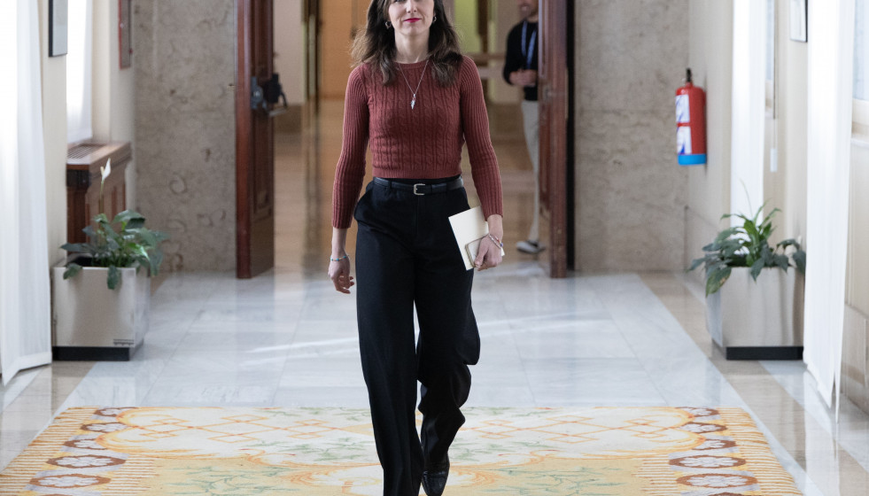 La secretaria general de Podemos, Ione Belarra, a su llegada a la Junta de Portavoces en el Congreso, a 24 de febrero de 2026, en Madrid (España).