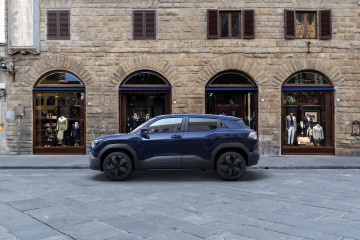 Suzuki presenta el e Vitara, su primer eléctrico, que llegará en primavera a España desde 35.550 euros