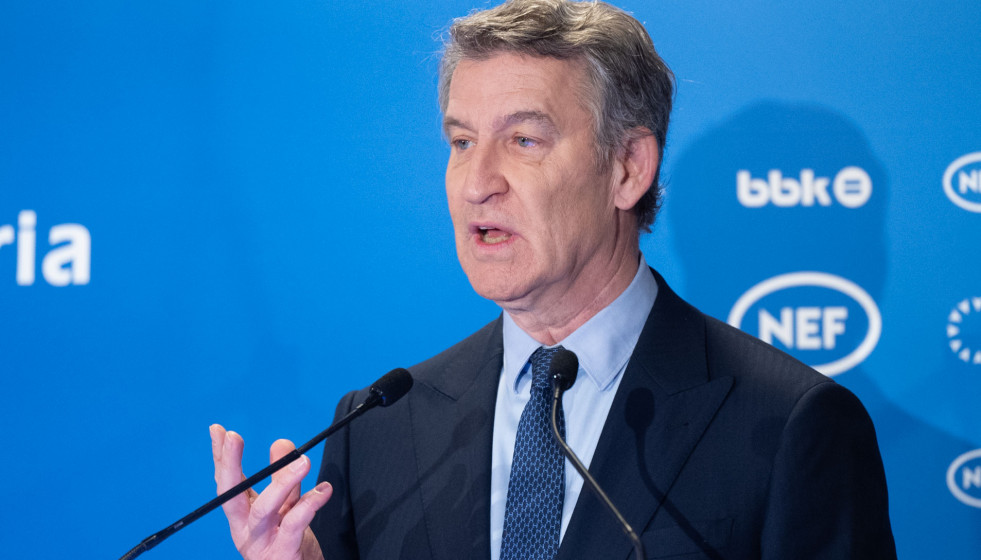 El presidente del PP, Alberto Núñez Feijóo, durante un desayuno informativo de Fórum Europa, a 4 de marzo de 2026, en Bilbao, Vizcaya, País Vasco (España).