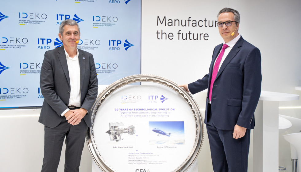Firma del acuerdo entre Ideko e ITP Aero en la BIEMH en el BEC de Barakaldo